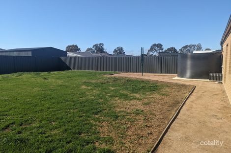 39 Peters Dr, Stratford, VIC 3862