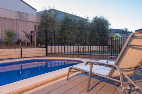 Property photo of 5 Sameden Drive Noarlunga Downs SA 5168