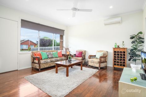 Property photo of 22 Fidge Crescent Breakwater VIC 3219