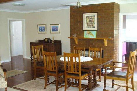 Property photo of 18 Barry Street Mount Lofty QLD 4350