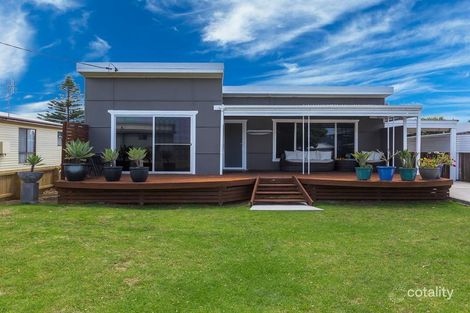 Property photo of 41 Red Hill Parade Tomakin NSW 2537
