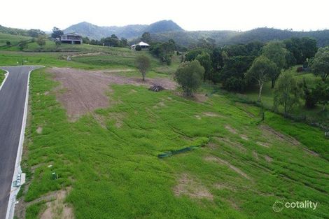 8 Bottle Tree Ct, Withcott, QLD 4352