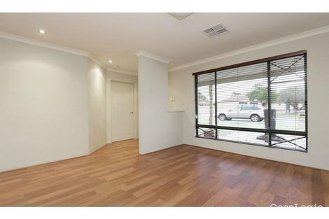 Property photo of 61 Courtland Crescent Redcliffe WA 6104