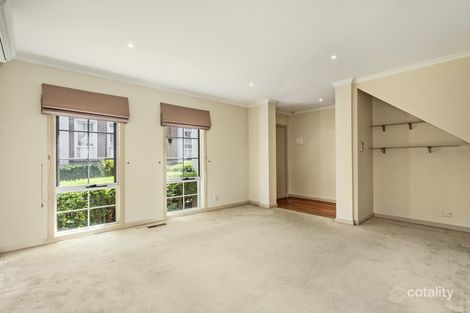 Property photo of 2/2 Daws Road Doncaster East VIC 3109