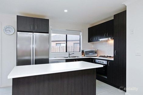 Property photo of 27 Mermaid Crescent Wyndham Vale VIC 3024
