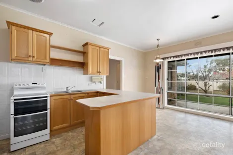Property photo of 101 Maxweld Street Ardeer VIC 3022