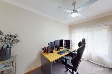 Property photo of 23 Oxley Circle Dubbo NSW 2830