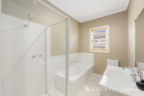 Property photo of 50 Tarneit Road Werribee VIC 3030