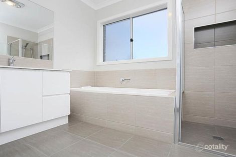 Property photo of 7 Farrow Place Maddingley VIC 3340