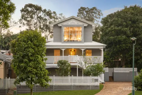 Property photo of 20 Parkway Place Kenmore QLD 4069