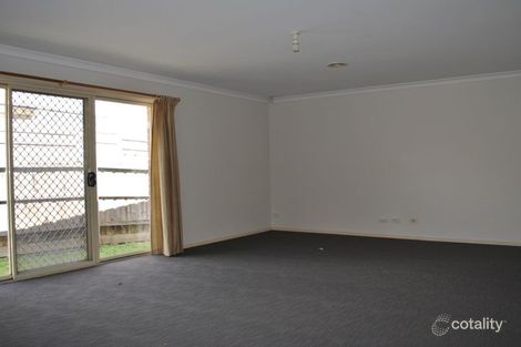 Property photo of 15 Strabane Way Hampton Park VIC 3976