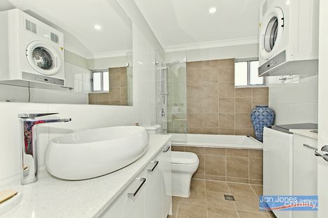 Property photo of 8/39 Landsborough Avenue Scarborough QLD 4020