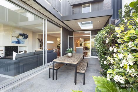 Property photo of 346 Barkly Street Elwood VIC 3184