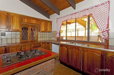 Property photo of 14 Beard Crescent Wodonga VIC 3690