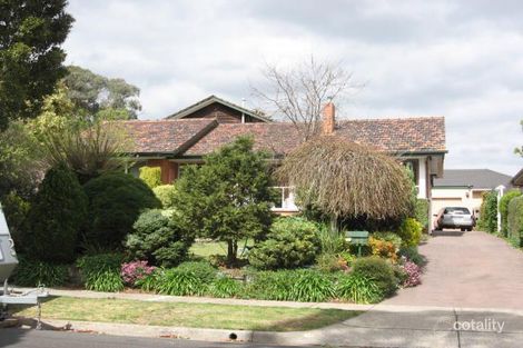Property photo of 40 Leyland Road Mount Waverley VIC 3149