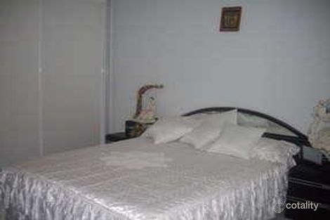 Property photo of 2 Santangelo Close Edensor Park NSW 2176
