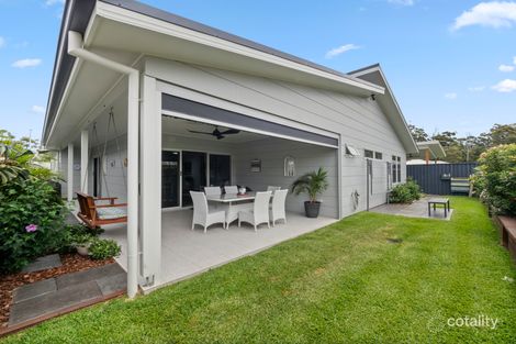 Property photo of 11 Jasmine Close Sapphire Beach NSW 2450