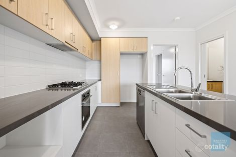 5 Adventure Ave, Fraser Rise, VIC 3336