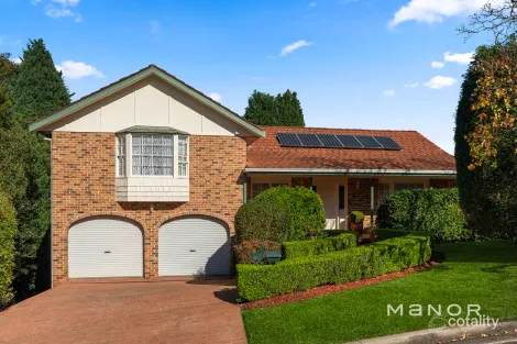 4 Mantillus Gr, Baulkham Hills, NSW 2153