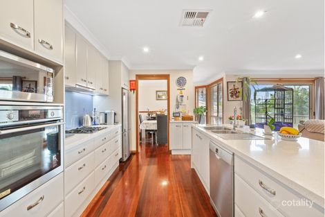 Property photo of 17 Narelle Close Lisarow NSW 2250