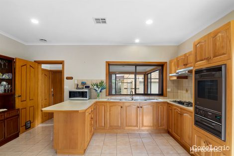 Property photo of 5 Legon Road Oakleigh South VIC 3167