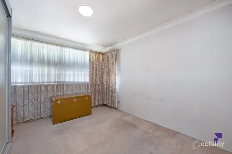 Property photo of 11 Gilliver Crescent Greenacre NSW 2190