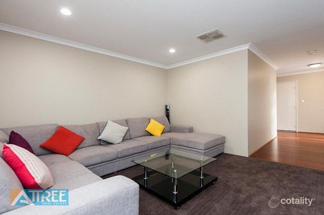 Property photo of 9 Monarch Way Wattle Grove WA 6107