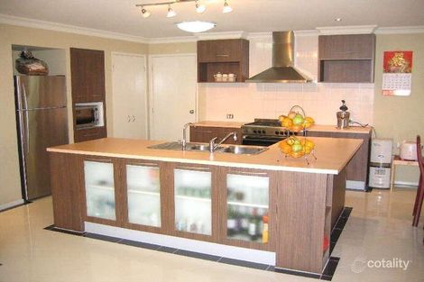 Property photo of 21 Saunders Crescent Epping VIC 3076
