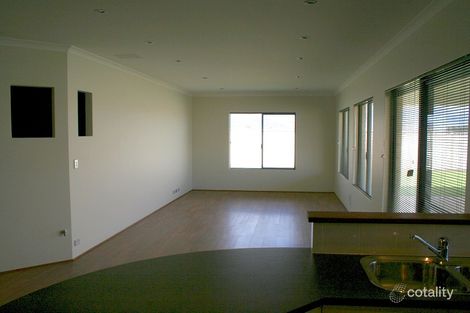 Property photo of 4 Meteor Pass Australind WA 6233