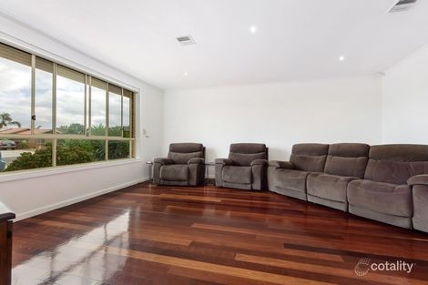 Property photo of 27 Frost Drive Delahey VIC 3037