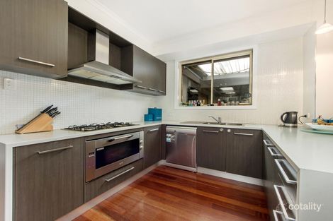 Property photo of 27 Frost Drive Delahey VIC 3037