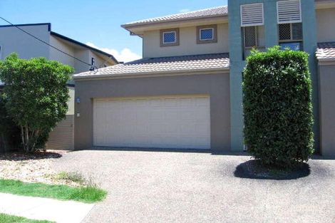 Property photo of 2/54 Bayview Street Runaway Bay QLD 4216