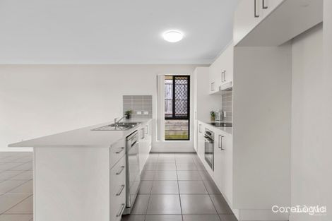 Property photo of 75 Daybreak Street Yarrabilba QLD 4207