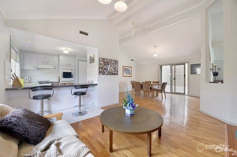 Property photo of 28 Godwin Avenue Narre Warren VIC 3805