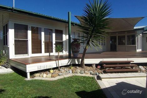 12 Pangeza St, Stafford Heights, QLD 4053