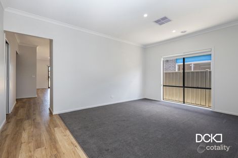 Property photo of 37 Anaheim Avenue Huntly VIC 3551
