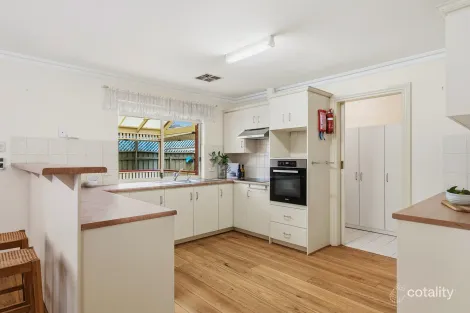 Property photo of 8 Burgundy Way Glengowrie SA 5044