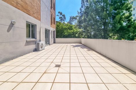 Property photo of 1/4-10 Benedict Court Holroyd NSW 2142