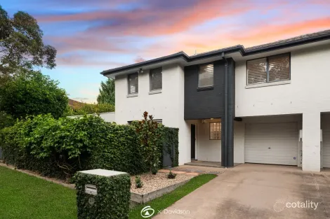 31 Parkwood Rd, Holsworthy, NSW 2173