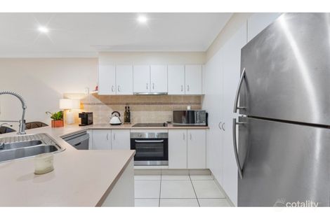 Property photo of 2/27 Heather Drive Upper Coomera QLD 4209