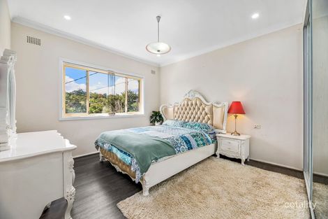 Property photo of 32 Mittabah Road Hornsby NSW 2077