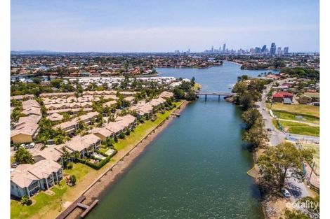 155/215 Cottesloe Dr, Mermaid Waters, QLD 4218