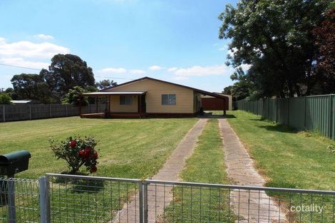 13 Niel St, Stratford, VIC 3862