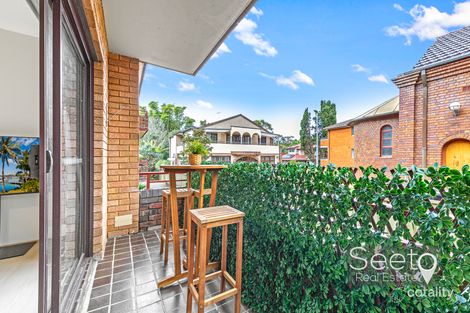 Property photo of 2/32 Hampstead Road Homebush West NSW 2140