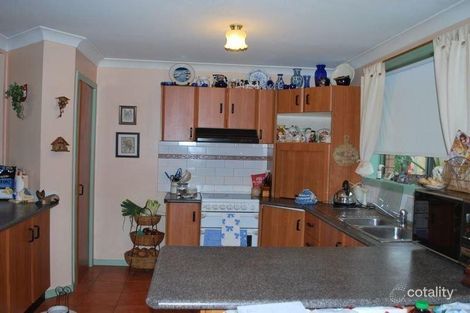 Property photo of 127 Wyndarra Way Koonawarra NSW 2530