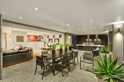 Property photo of 8 Hillview Road Balwyn North VIC 3104