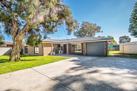 Property photo of 4 Fir Court Camillo WA 6111