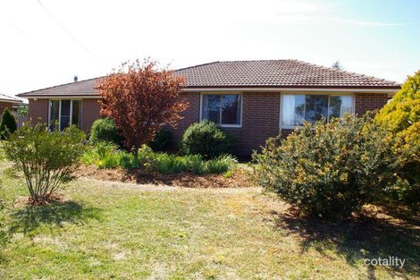 27 Racecourse Rd, Riddells Creek, VIC 3431