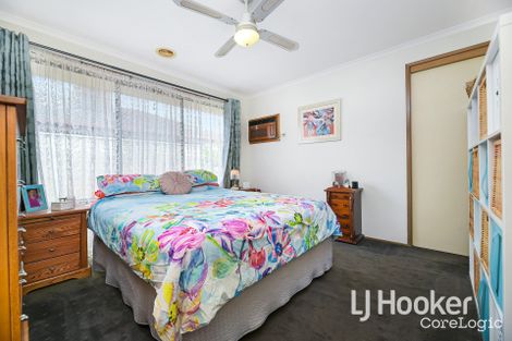 Property photo of 56 Gipps Crescent Cranbourne North VIC 3977