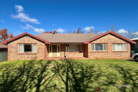 Property photo of 6 Fiona Place Armidale NSW 2350